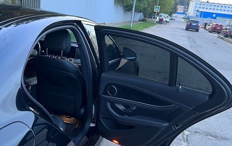 Mercedes-Benz E-Класс, 2019 год, 3 950 000 рублей, 11 фотография