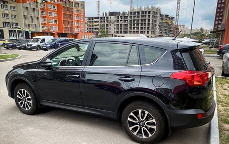 Toyota RAV4, 2013 год, 1 700 000 рублей, 6 фотография