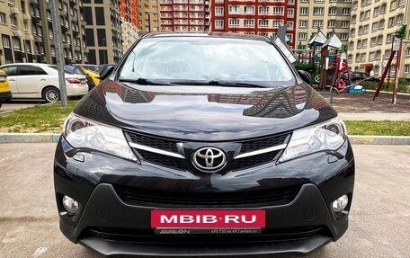 Toyota RAV4, 2013 год, 1 700 000 рублей, 2 фотография