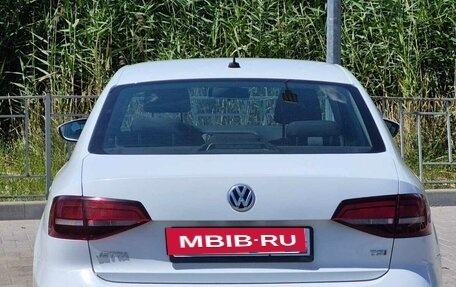 Volkswagen Jetta VI, 2016 год, 1 200 000 рублей, 4 фотография