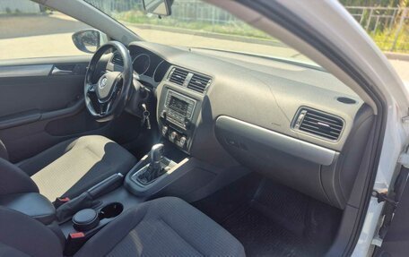 Volkswagen Jetta VI, 2016 год, 1 200 000 рублей, 12 фотография