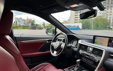 Lexus RX IV рестайлинг, 2019 год, 3 400 000 рублей, 10 фотография
