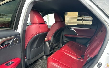 Lexus RX IV рестайлинг, 2019 год, 3 400 000 рублей, 13 фотография