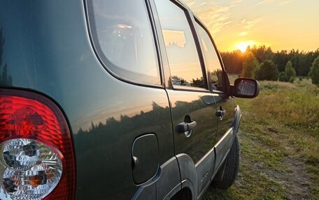 Chevrolet Niva I рестайлинг, 2011 год, 770 000 рублей, 13 фотография