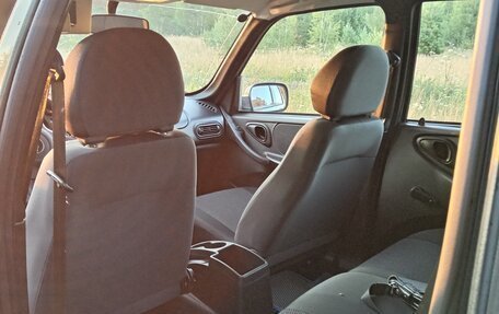 Chevrolet Niva I рестайлинг, 2011 год, 770 000 рублей, 16 фотография