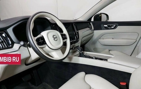Volvo XC60 II, 2019 год, 4 500 000 рублей, 7 фотография