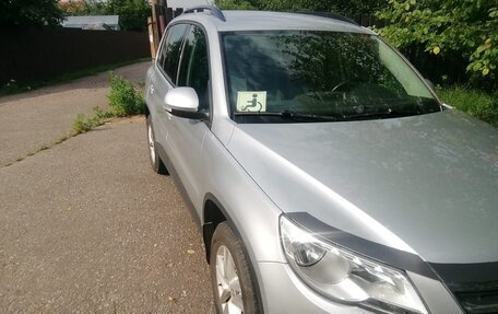 Volkswagen Tiguan I, 2011 год, 950 000 рублей, 4 фотография