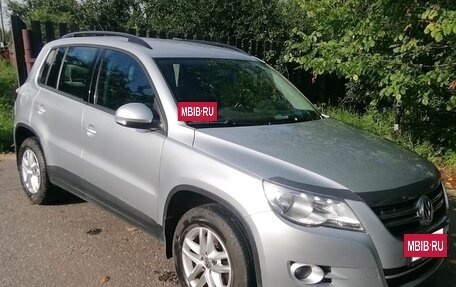 Volkswagen Tiguan I, 2011 год, 950 000 рублей, 2 фотография
