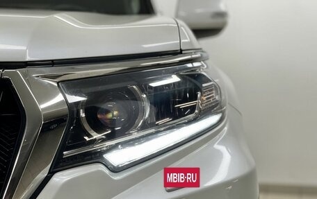 Toyota Land Cruiser Prado 150 рестайлинг 2, 2018 год, 4 840 000 рублей, 8 фотография