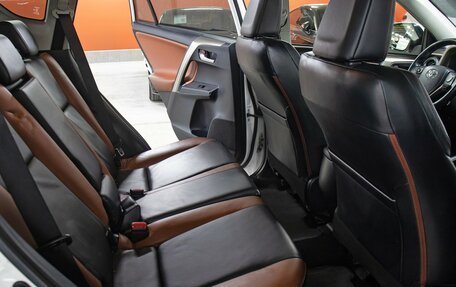 Toyota RAV4, 2014 год, 2 398 000 рублей, 13 фотография