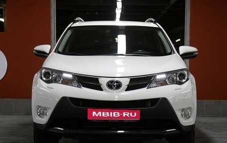 Toyota RAV4, 2014 год, 2 398 000 рублей, 2 фотография