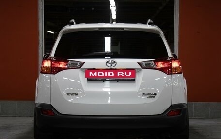 Toyota RAV4, 2014 год, 2 398 000 рублей, 6 фотография