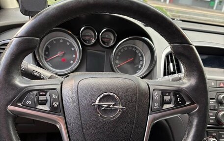 Opel Astra J, 2014 год, 800 000 рублей, 3 фотография