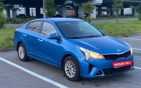 KIA Rio IV, 2020 год, 1 800 000 рублей, 3 фотография
