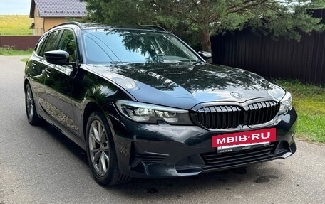 BMW 3 серия, 2021 год, 2 490 000 рублей, 3 фотография