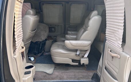 GMC Savana I, 2006 год, 1 600 000 рублей, 11 фотография