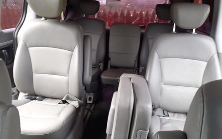 Hyundai Grand Starex Grand Starex I рестайлинг 2, 2012 год, 1 515 000 рублей, 2 фотография