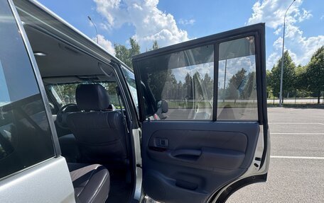 Toyota Land Cruiser Prado 90 рестайлинг, 2000 год, 1 700 000 рублей, 29 фотография
