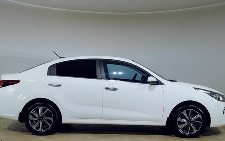 KIA Rio IV, 2017 год, 1 300 000 рублей, 4 фотография