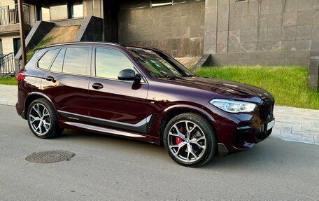 BMW X5, 2021 год, 9 000 000 рублей, 1 фотография