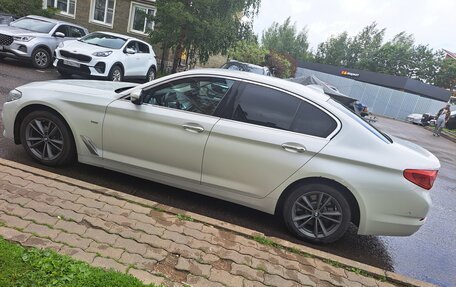 BMW 5 серия, 2018 год, 2 550 000 рублей, 11 фотография