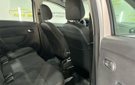 Renault Logan II, 2015 год, 687 000 рублей, 10 фотография