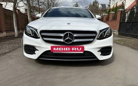 Mercedes-Benz E-Класс, 2017 год, 3 490 000 рублей, 2 фотография