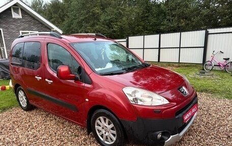 Peugeot Partner II рестайлинг 2, 2010 год, 670 000 рублей, 1 фотография