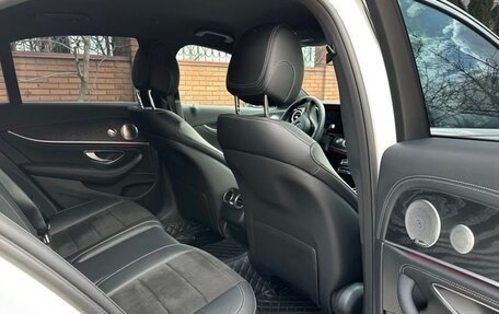 Mercedes-Benz E-Класс, 2017 год, 3 490 000 рублей, 13 фотография