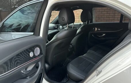 Mercedes-Benz E-Класс, 2017 год, 3 490 000 рублей, 12 фотография