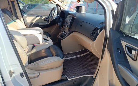 Hyundai Grand Starex Grand Starex I рестайлинг 2, 2008 год, 1 350 000 рублей, 8 фотография