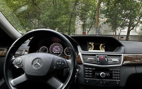 Mercedes-Benz E-Класс, 2010 год, 1 650 000 рублей, 5 фотография
