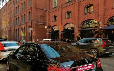 Mercedes-Benz E-Класс, 2010 год, 1 650 000 рублей, 10 фотография