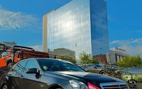 Mercedes-Benz E-Класс, 2010 год, 1 650 000 рублей, 2 фотография