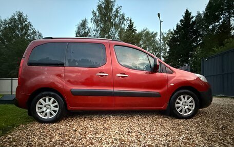 Peugeot Partner II рестайлинг 2, 2010 год, 670 000 рублей, 4 фотография
