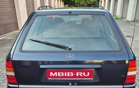 Mercedes-Benz E-Класс, 1995 год, 415 000 рублей, 6 фотография