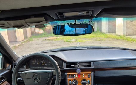 Mercedes-Benz E-Класс, 1995 год, 415 000 рублей, 12 фотография