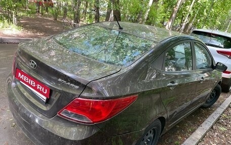 Hyundai Solaris II рестайлинг, 2015 год, 1 050 000 рублей, 4 фотография
