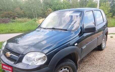Chevrolet Niva I рестайлинг, 2012 год, 800 000 рублей, 2 фотография