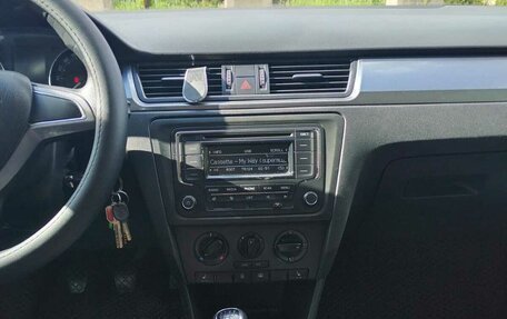 Skoda Rapid I, 2014 год, 830 000 рублей, 2 фотография