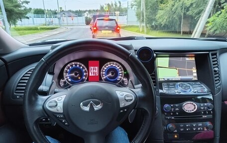 Infiniti QX70, 2015 год, 2 350 000 рублей, 8 фотография
