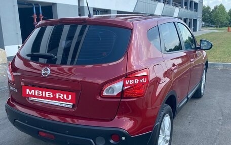 Nissan Qashqai, 2010 год, 900 000 рублей, 3 фотография