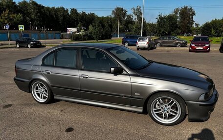 BMW 5 серия, 2002 год, 1 500 000 рублей, 4 фотография
