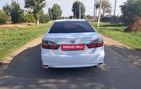 Toyota Camry, 2016 год, 1 750 000 рублей, 3 фотография
