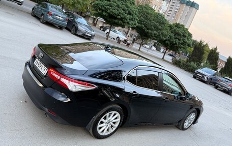Toyota Camry, 2022 год, 2 345 000 рублей, 5 фотография