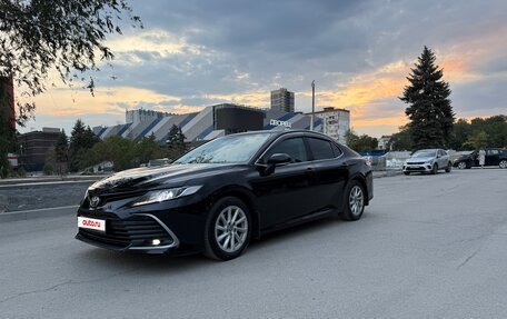 Toyota Camry, 2022 год, 2 345 000 рублей, 8 фотография