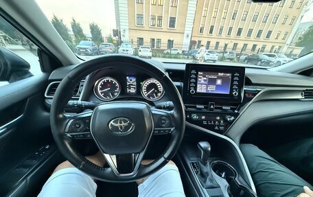 Toyota Camry, 2022 год, 2 345 000 рублей, 15 фотография