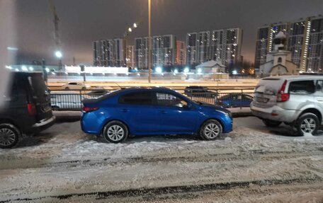 KIA Rio IV, 2017 год, 925 000 рублей, 4 фотография