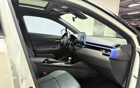 Toyota C-HR I рестайлинг, 2021 год, 1 880 000 рублей, 12 фотография