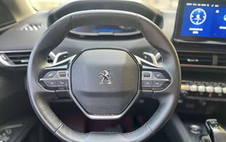 Peugeot 5008 II, 2021 год, 1 770 000 рублей, 5 фотография